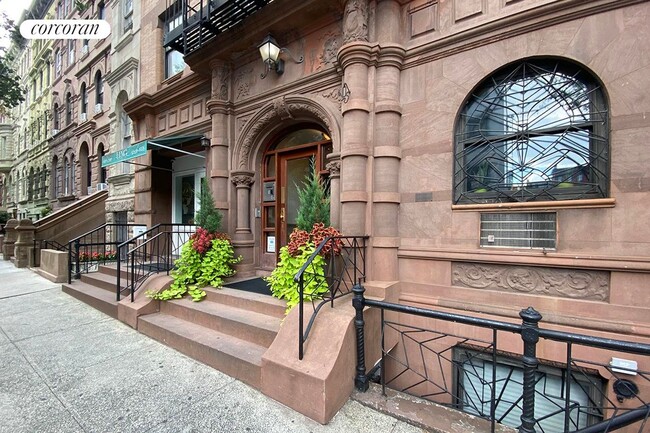 Primary Photo - 105 W 77th St
