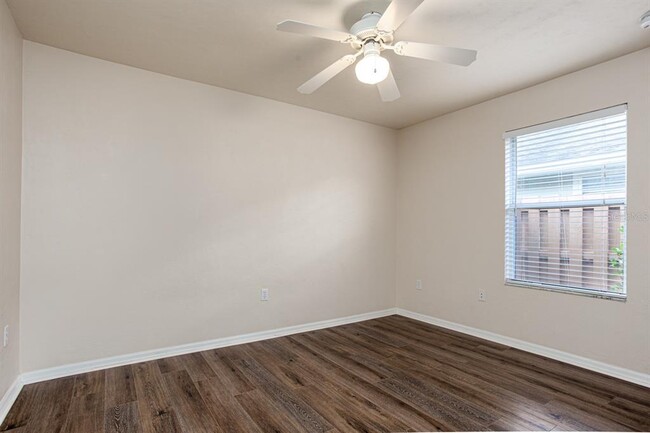 Building Photo - 4938 NW 20th Dr