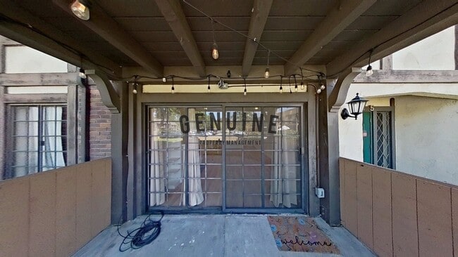 Building Photo - 1 Bedroom ~ Live in the Heart of South Coa...