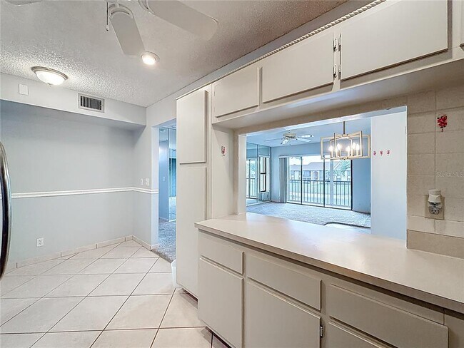 Building Photo - 826 Sky Pine Way