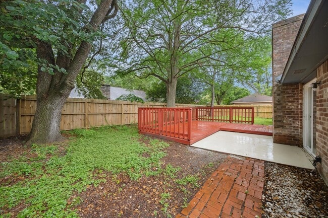 Building Photo - 14311 Overbrook Ln