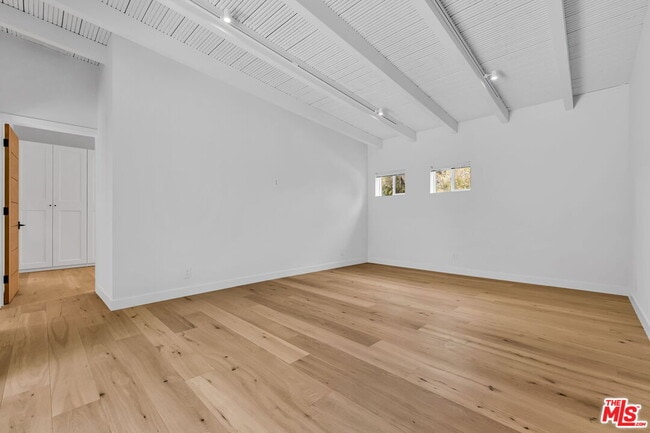 Building Photo - 2216 Ashland Ave