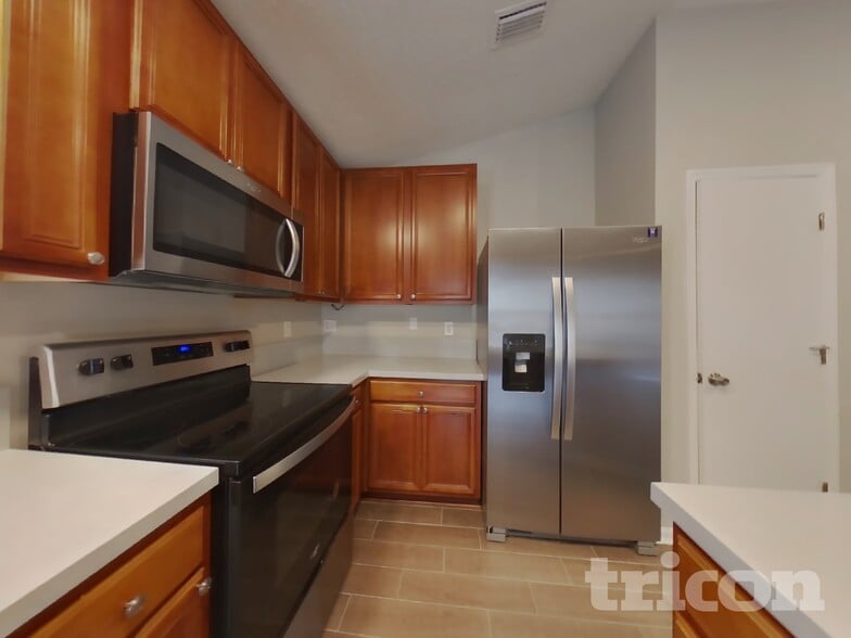 Building Photo - 75177 Brookwood Dr