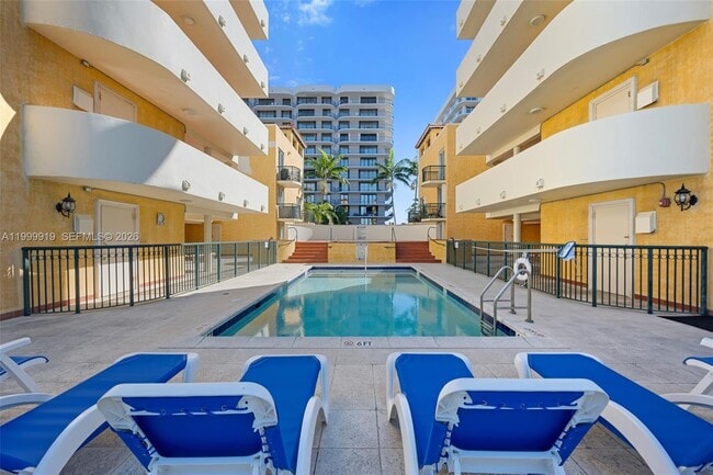 Building Photo - 8888 Collins Ave
