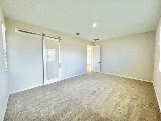 Building Photo - 824 Griffon Ave