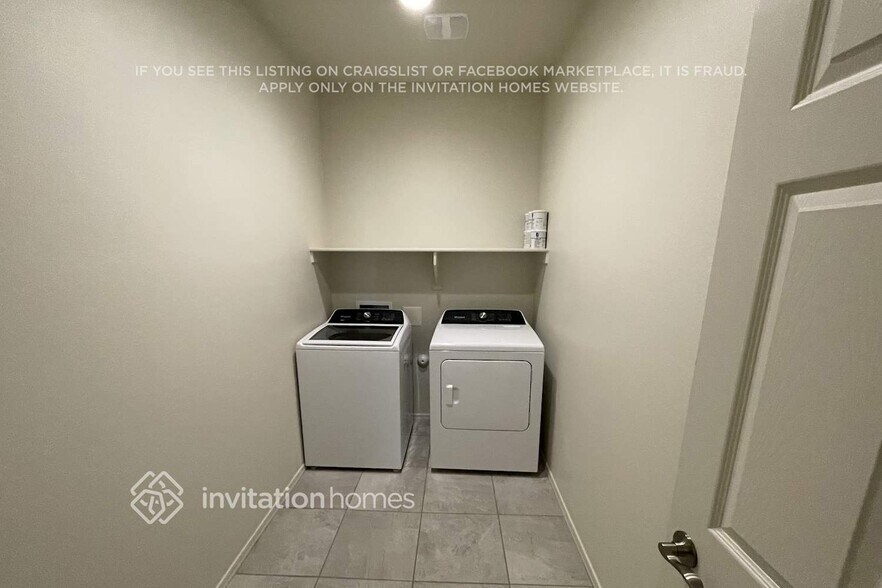 Building Photo - 25246 W Romley Rd