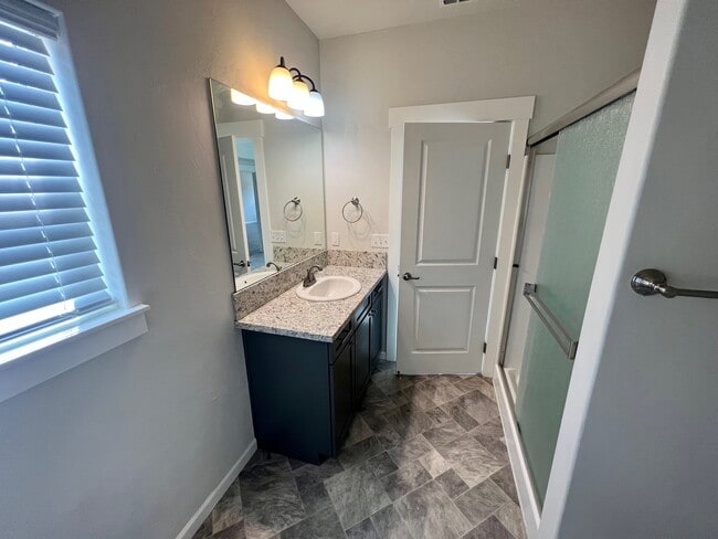 Building Photo - 199 Mellecker Way