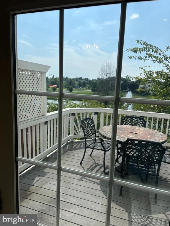 Building Photo - 22629 Upperville Heights Square