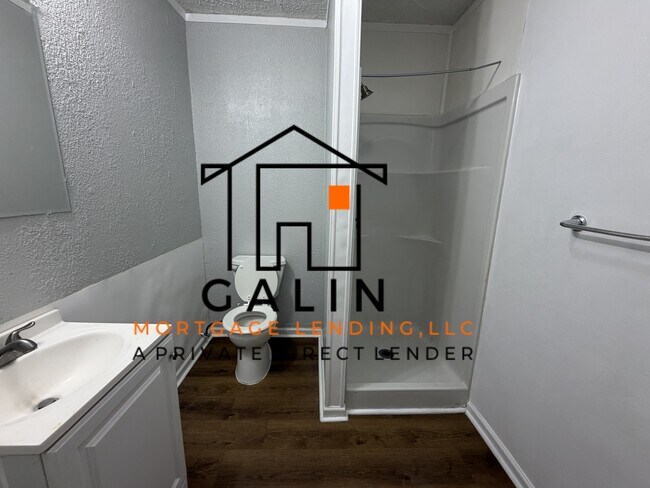 Building Photo - 1524 Cathy St