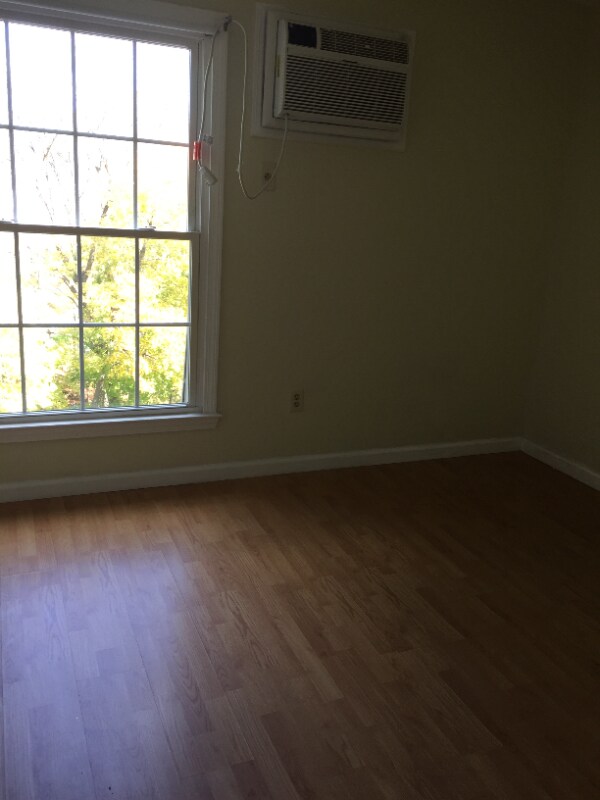 Building Photo - 34 A Padanaram Rd