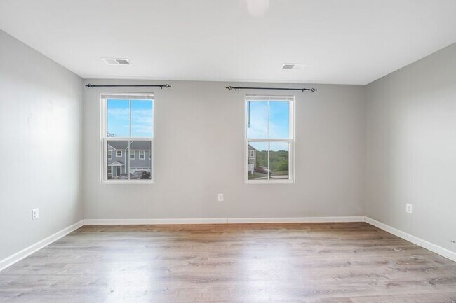 Building Photo - 128 Harper Ln
