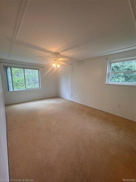 Building Photo - 24840 Olde Orchard St