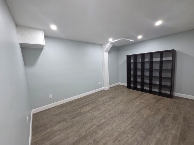 Building Photo - 86 Bergen Turnpike