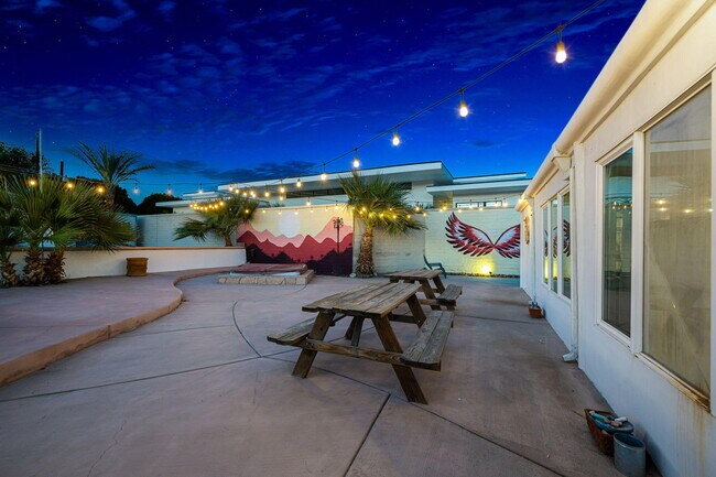 Building Photo - 80886 Avenue 50