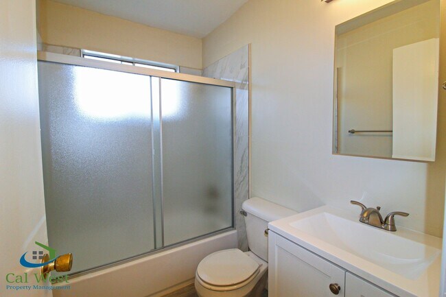 Building Photo - $1,995 - Remodeled 1 Bed/1 Bath in San Jos...