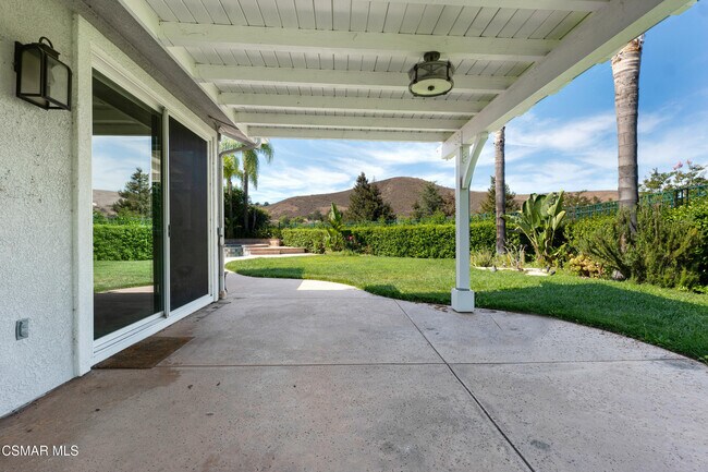 Building Photo - 406 Granite Hills St
