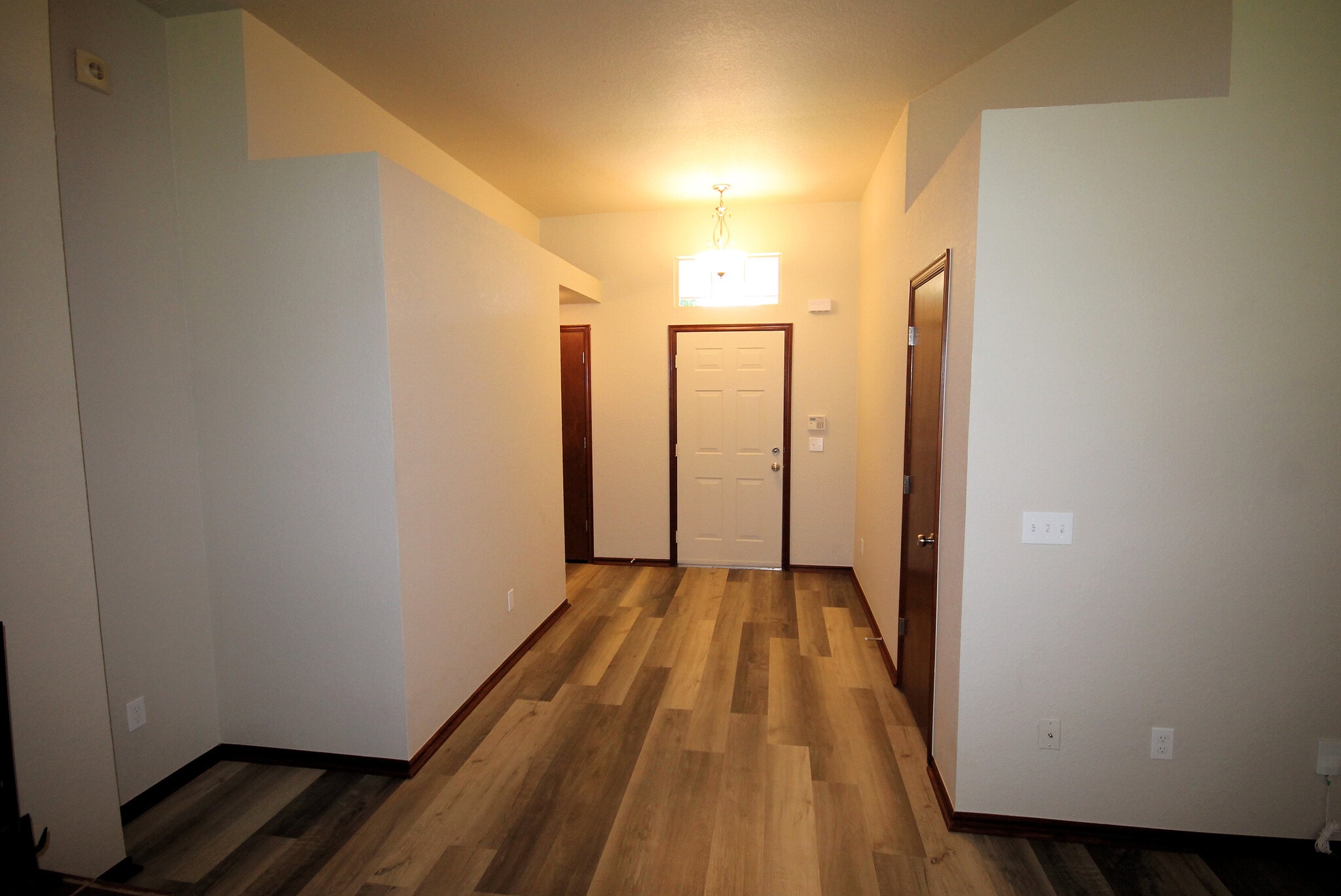 ENTRY - 16405 Osceola Trl