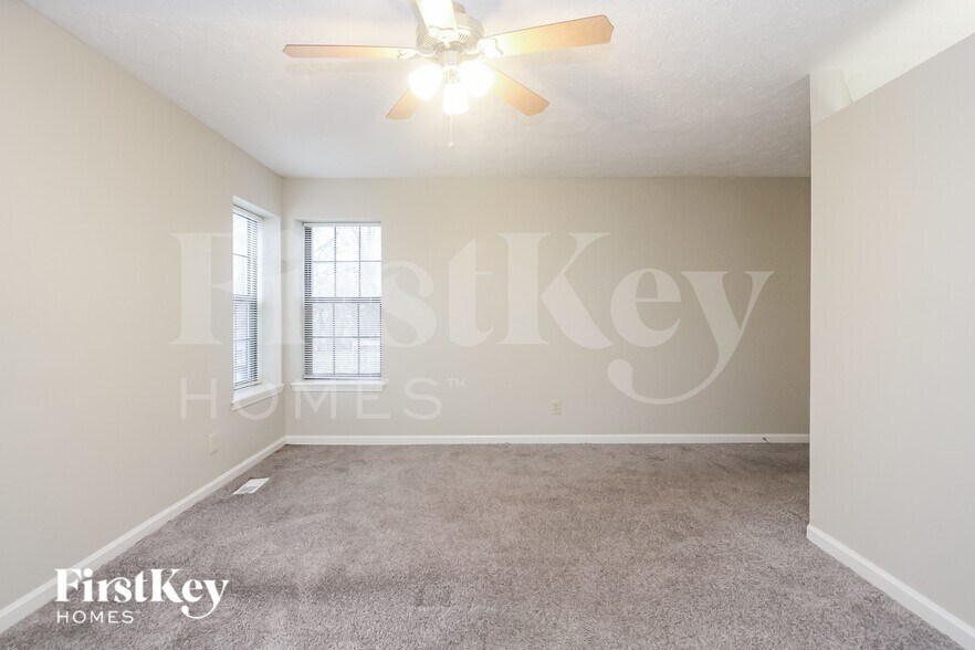 Building Photo - 4496 Braemar Dr