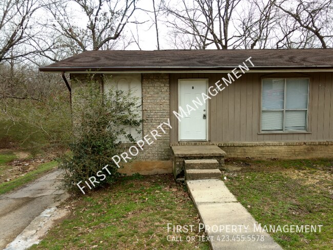 Building Photo - 4794 Forest Wood Ln