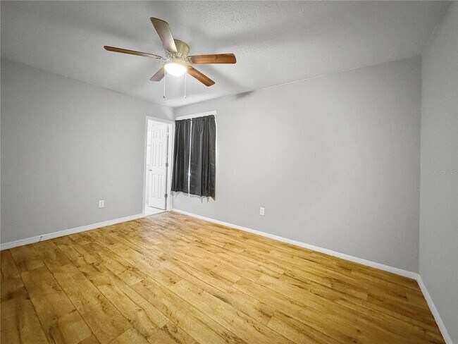 Building Photo - 1003 County Rd 17A W