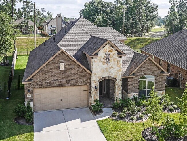 Building Photo - 83 West Wading Pond Circle