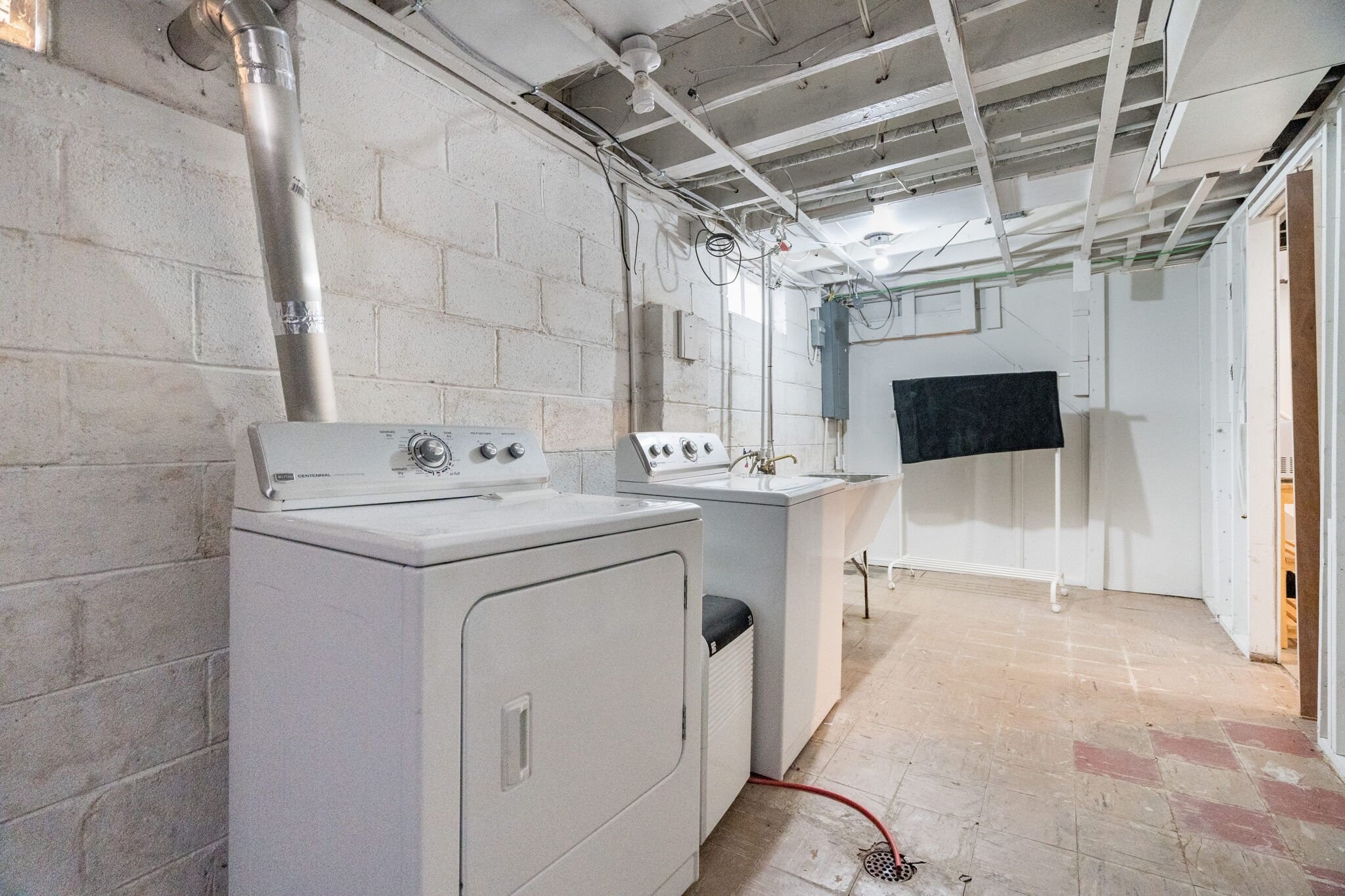 Building Photo - 4727 Olivia Ave