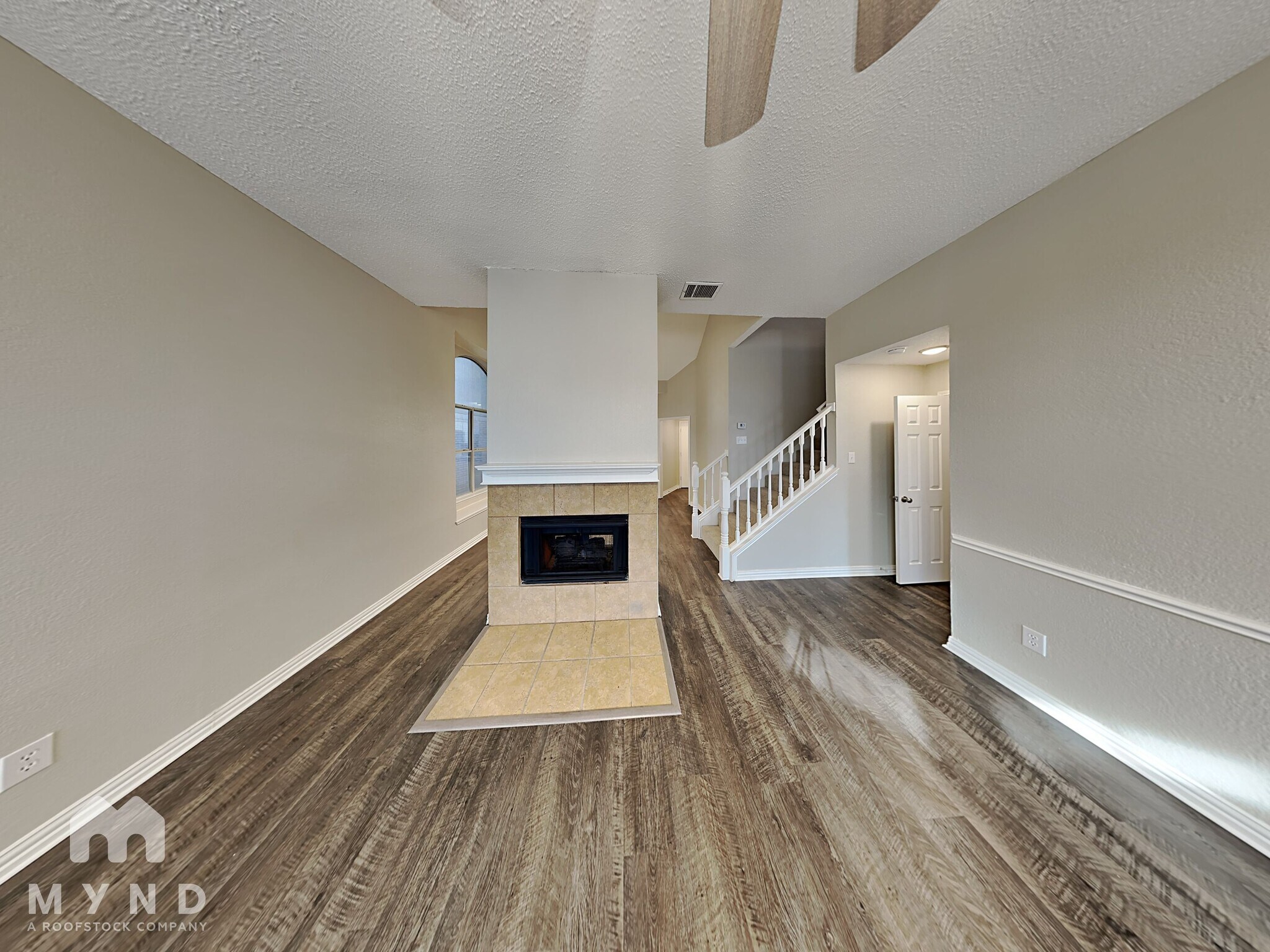 Building Photo - 2341 Baretta Dr