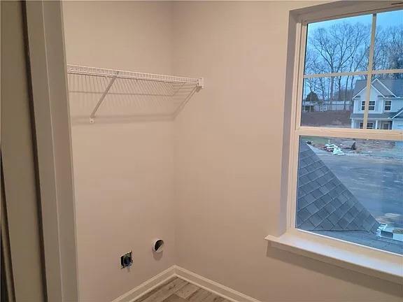 Building Photo - 647 Skye Dr