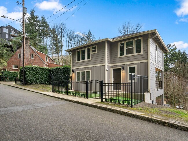 Building Photo - New Build  3 Bed, 2.5 Bath Rental home in ...