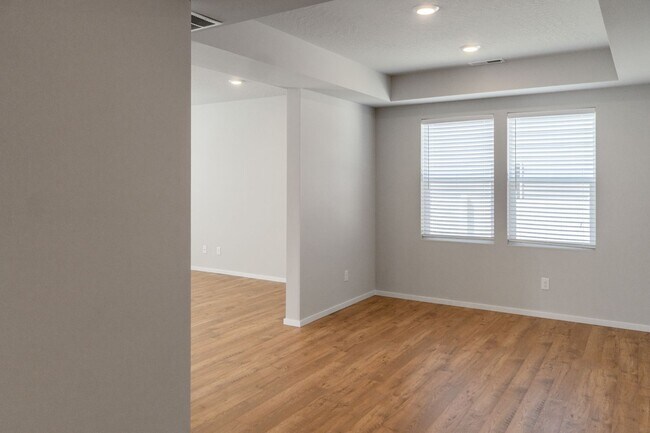 Building Photo - 5813 W Georgetown Ln