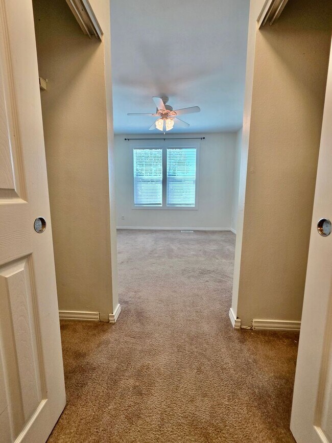 Building Photo - Two bedroom in the heart of Daniel Island - Daniel's Landing