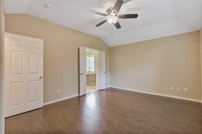 Building Photo - 74 S Wynnoak Cir