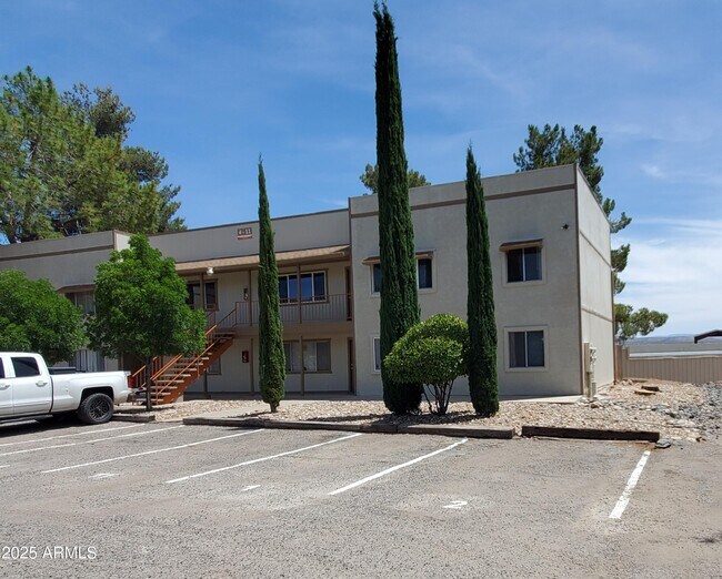 Primary Photo - 1200 Lanny Ave