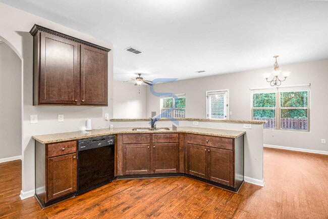 Building Photo - 317 Clover Brook Dr