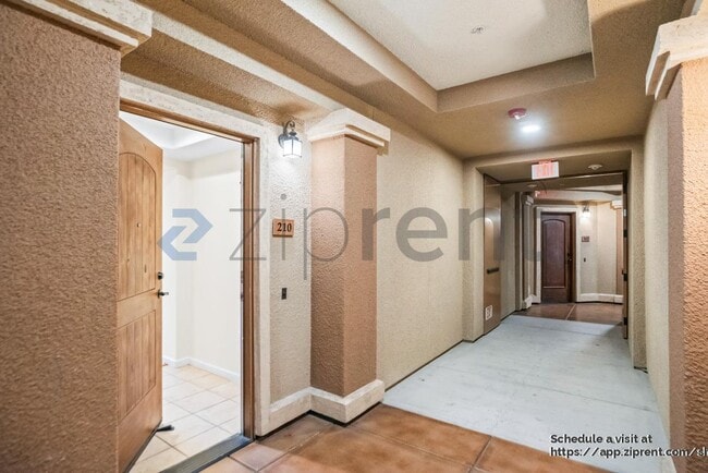 Building Photo - 49002 Cinnamon Fern Common
