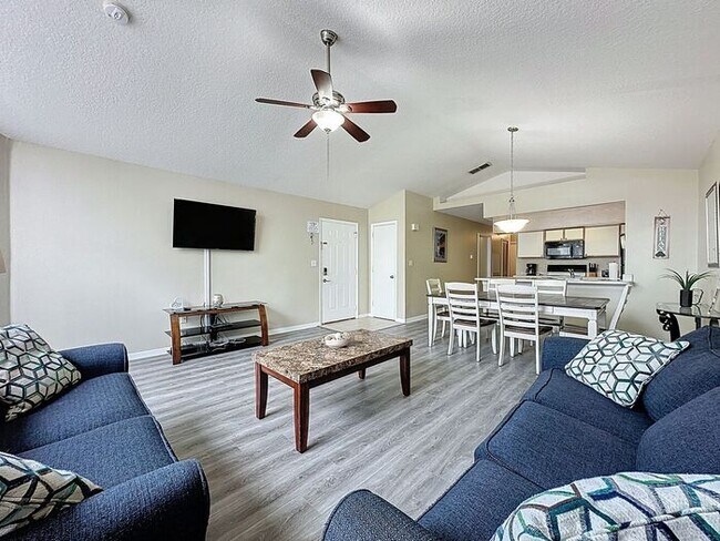 Building Photo - Condo at Villas at Island Club, Kissimmee