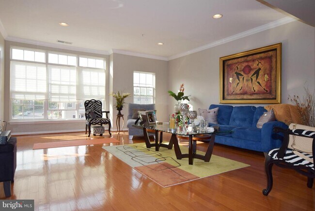 Building Photo - 19267 Winmeade Dr