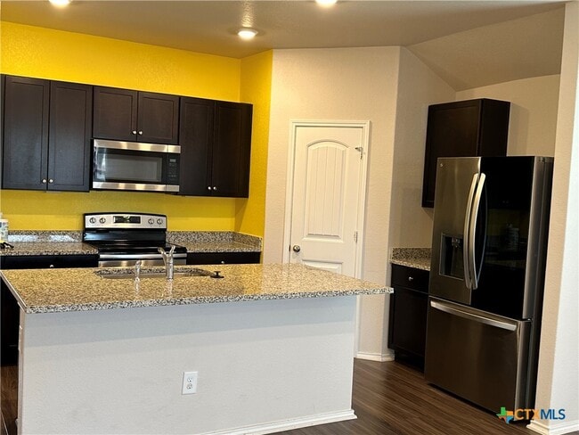Building Photo - 837 Indigo Wy