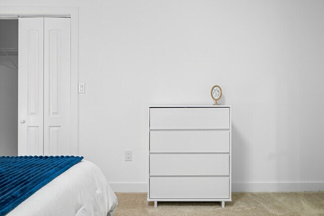 Building Photo - 1019 Central Ave