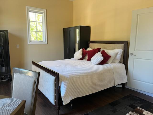 Building Photo - 5541 Amber Cir