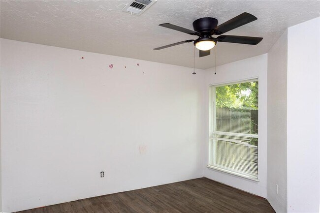 Building Photo - 2619 Autumn Springs Ln