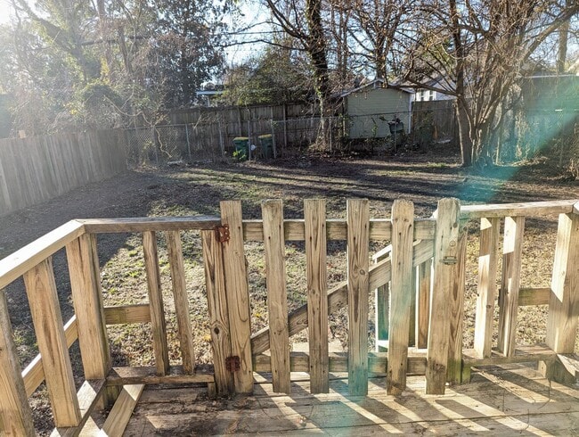 Building Photo - 2615 Hazel St