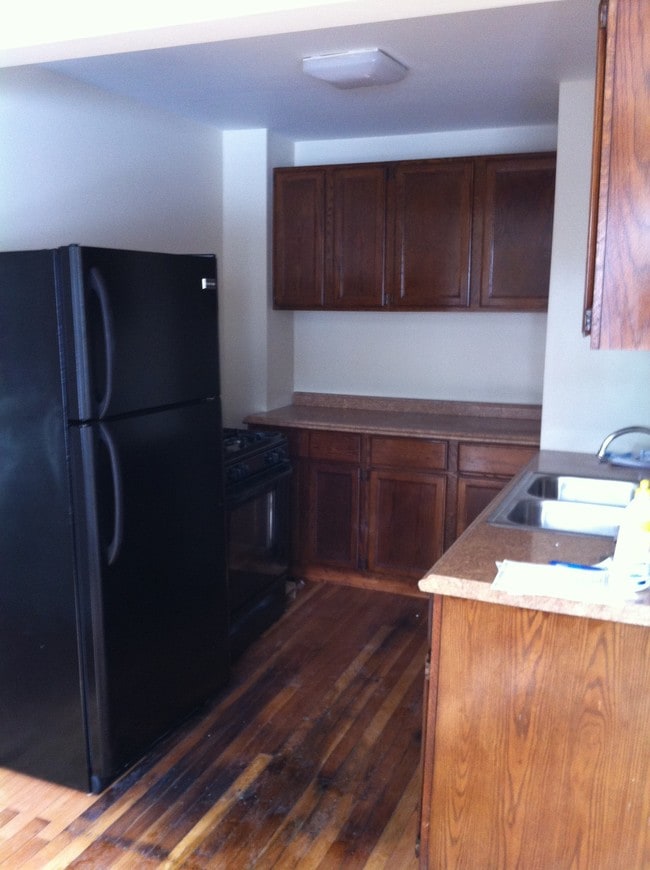 Building Photo - 17 Linview Terrace