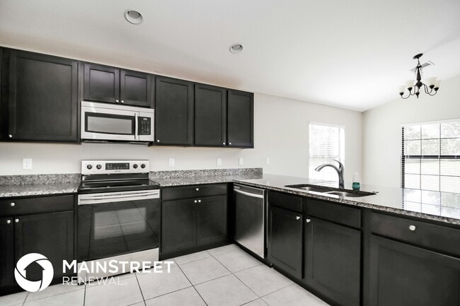 Building Photo - 327 Anchovie Ct