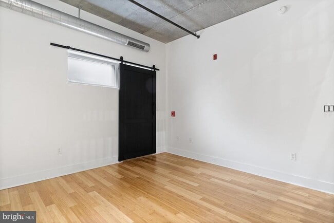 Building Photo - 1352 South St