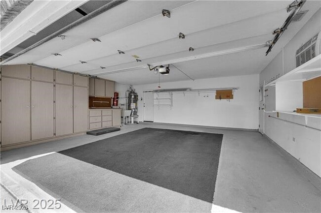 Building Photo - 2004 Canterbury Dr