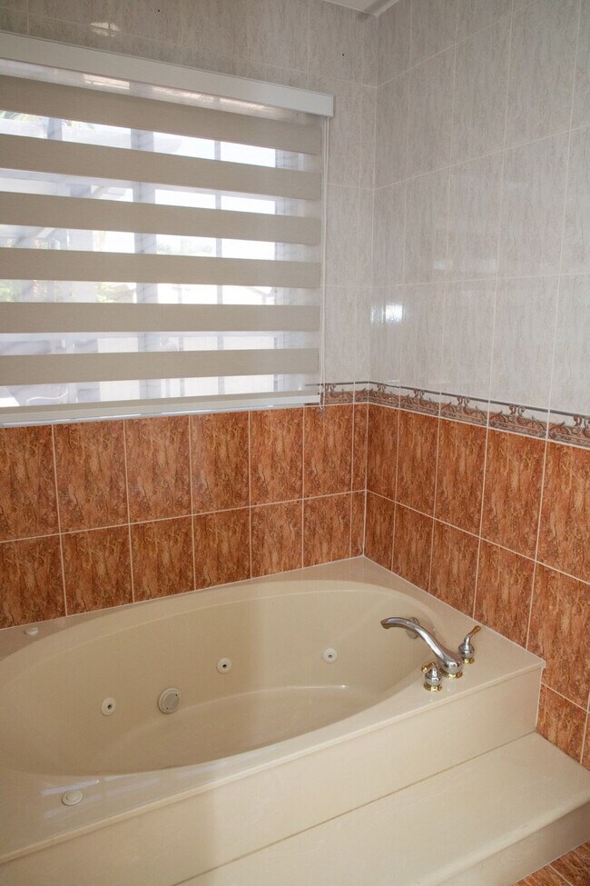 Building Photo - 14361 SW 31st St