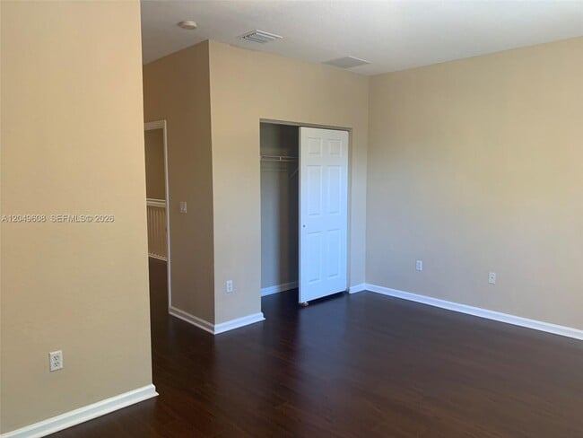 Building Photo - 3102 NW 24th Way