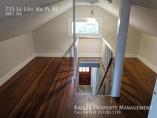 Building Photo - Cute 2 bed 1 bath plus loft home in Tacoma