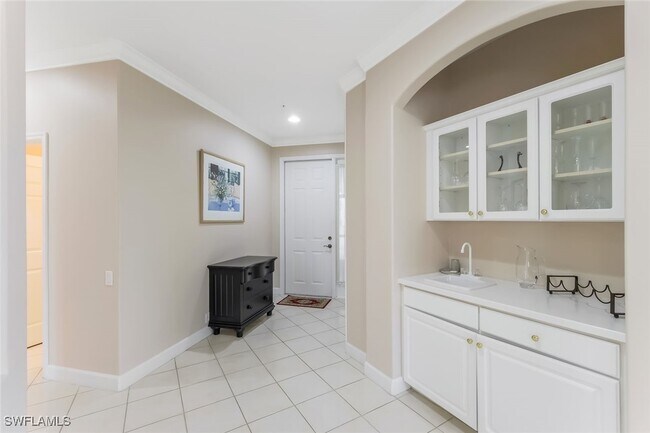 Building Photo - 9131 Southmont Cove